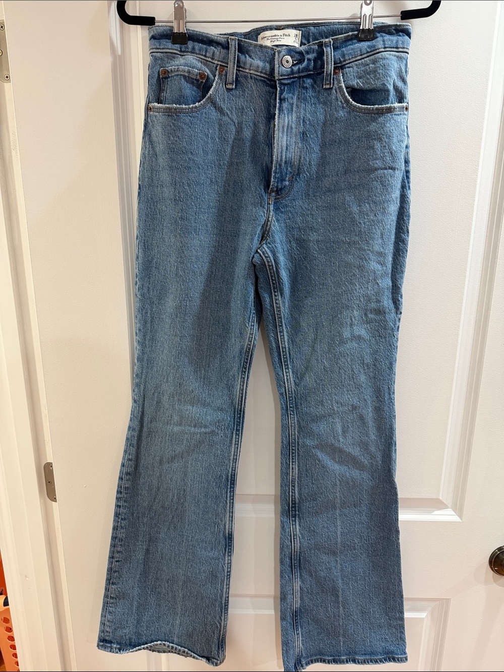 Abercrombie & Fitch The Vintage Flare High Rise Women’s Size 28 (6 L)